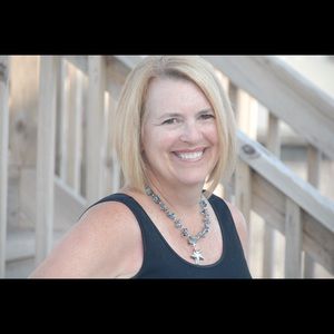 Meet your Posher, Patti